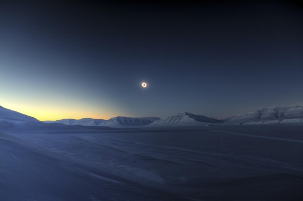 Behind the Image: Luc Jamet, Eclipse Totality over Sassendalen
