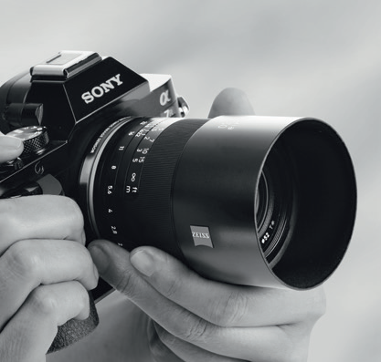 Zeiss adds to Loxia lens family with new wideangle prime for Sony a7