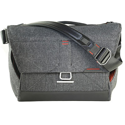 Peak Design The Everyday Messenger 15in – Charcoal v2