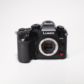 USED Panasonic Lumix GH6 Digital Camera Body