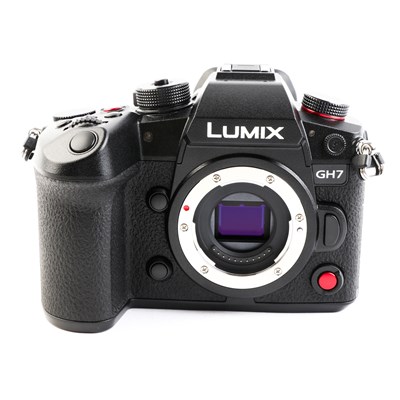 USED Panasonic Lumix GH7 Digital Camera Body with 12-60mm f2.8-4.0 Leica Lens