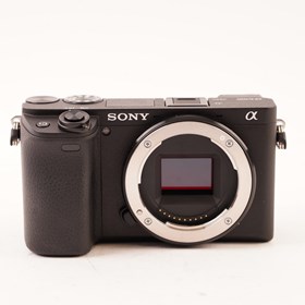 USED Sony A6400 Digital Camera Body