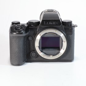 USED Panasonic Lumix S5 IIX Digital Camera Body