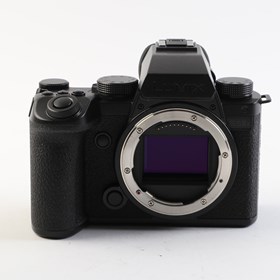 USED Panasonic Lumix S5 IIX Digital Camera Body